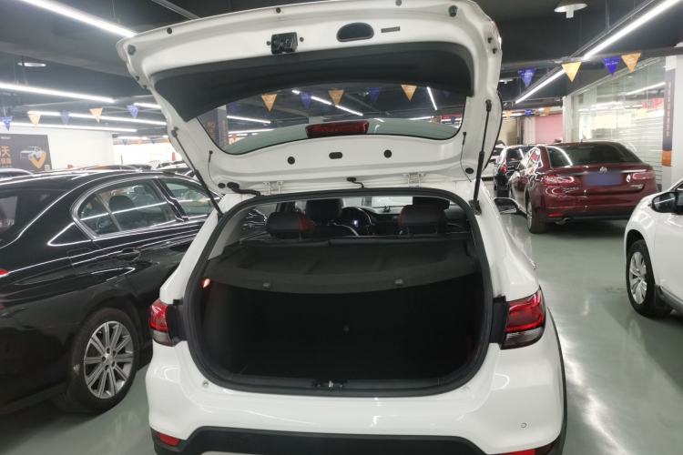 Used Kia KX Cross 2018 1.6L Automatic Dynamic Sunroof Version