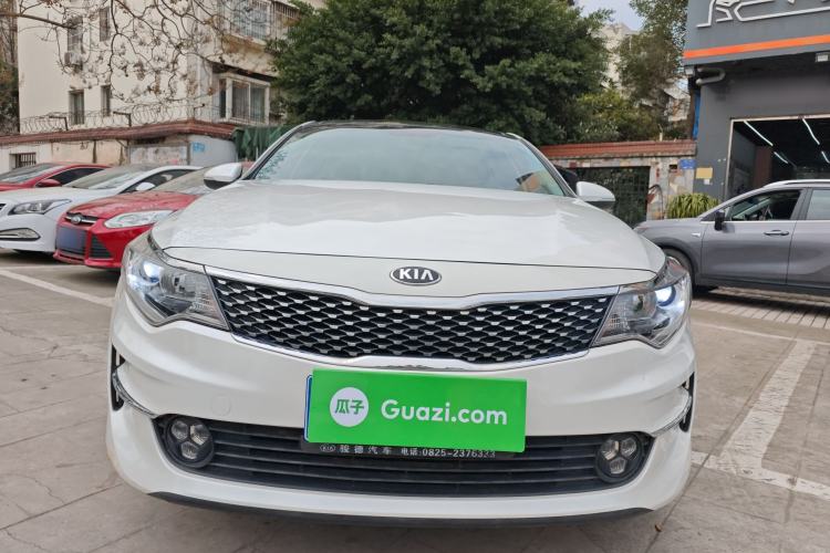 Used Kia K5 2017 2.0L Automatic 15th Anniversary Special Edition LUX
