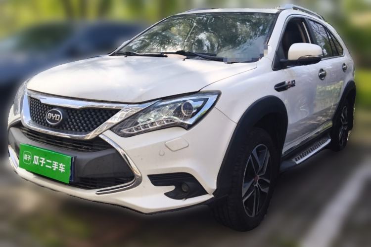 Used BYD Tang New Energy 2015 2.0T Four-Wheel-Drive Flagship Model
