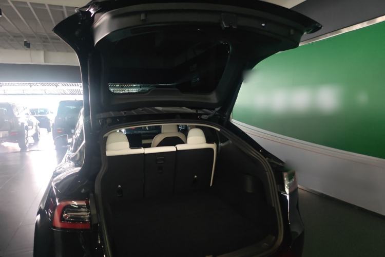 Used Tesla Model Y 2022 Long-Range All-Wheel-Drive Version