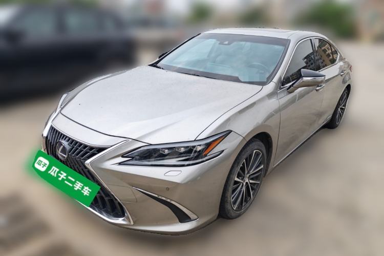 Used Lexus ES 2021 300h Deluxe Edition