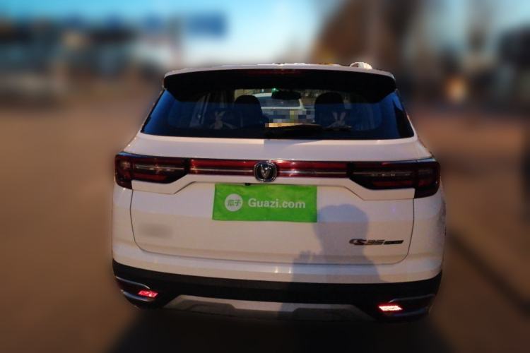 Used CHANGAN CS35PLUS 2019 1.6L Manual E-Link Upgrade Edition
