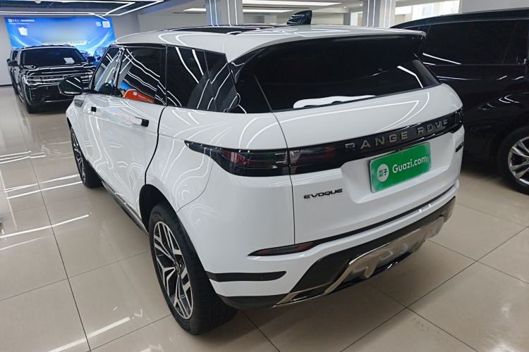 Used Land Rover Range Evoque 2024 Aurora L 249 PS Prestige Light-Chasing Edition

