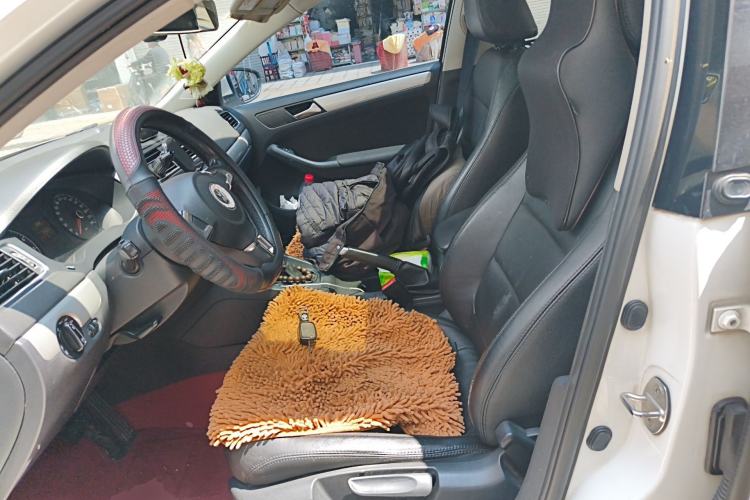 Used Volkswagen Sagitar 2014 Revised Version 1.6L Automatic Leading Edition Left Front Seat