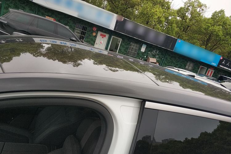 Used ONVO Luxeed L90 2025 Model—Max Six-Seater Version Roof