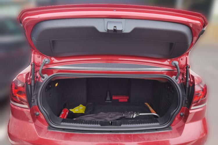 Used Volkswagen Golf 2012 1.4TSI Luxury Convertible Edition Trunk