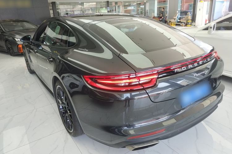 Used Porsche Panamera 2017 Panamera Executive Long Wheelbase 3.0T
