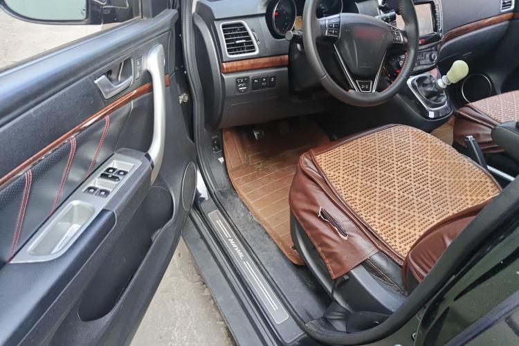 Used Haval H6 2015 Sport Edition 1.5T Manual Two-Wheel Drive Elite Model
