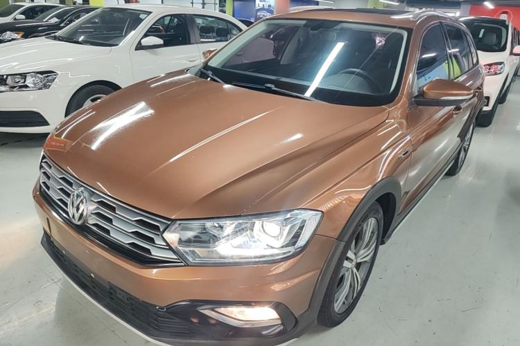Used Volkswagen C-TREK 2017 230TSI DSG Luxury Model