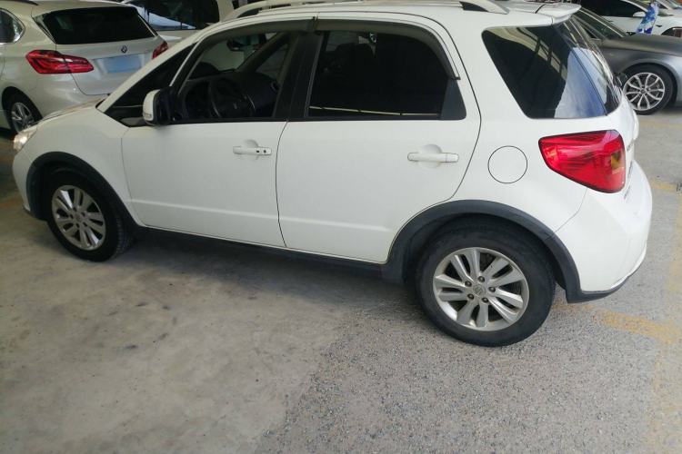 Used Suzuki SX4 2013 1.6L Automatic CoolRide Model
