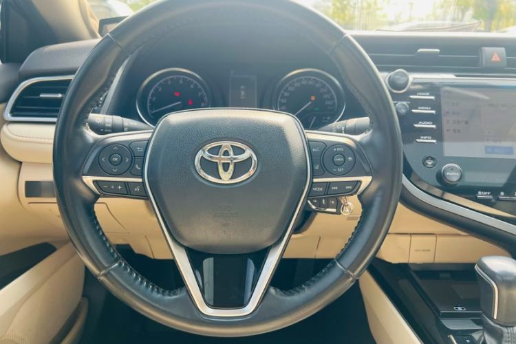 Used Toyota Camry 2019 2.0E Elite Edition China VI Standard Steering Wheel