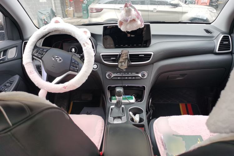 Used Hyundai Tucson 2019 280TGDi Dual-Clutch Two-Wheel Drive Fashion Edition China V Standard