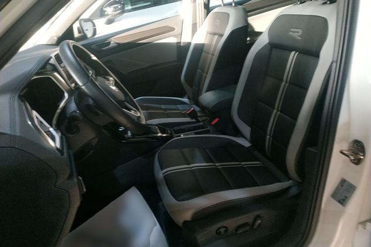 Used Volkswagen T-ROC 2023 300TSI DSG Two-Wheel Drive Starlight Edition