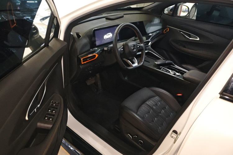 Used CHANGAN UNI-T 2022 1.5T Sport Edition Flagship Version