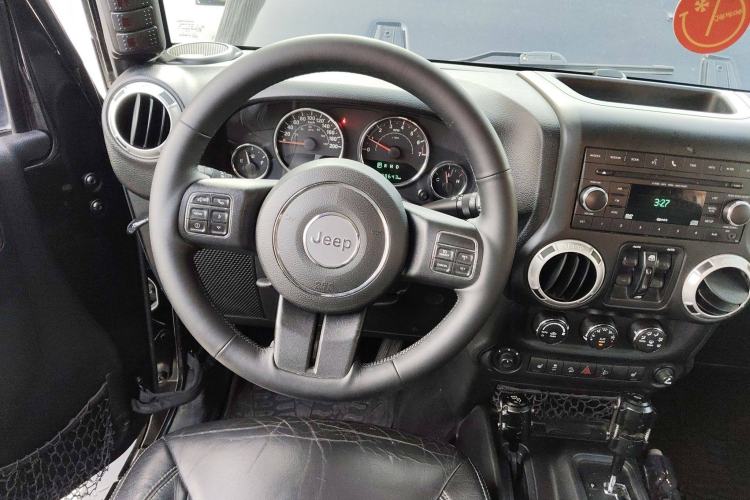 Used Jeep Wrangler 2015 3.0L Sahara Four-Door Comfort Edition