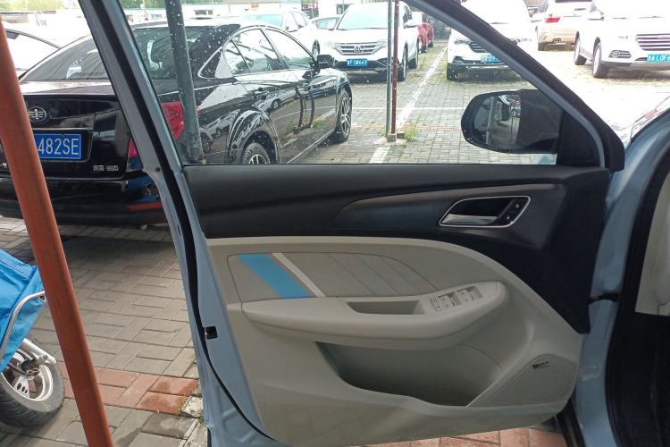 Used Roewe Longmao 2022 1.5L Dynamic Cat Edition
