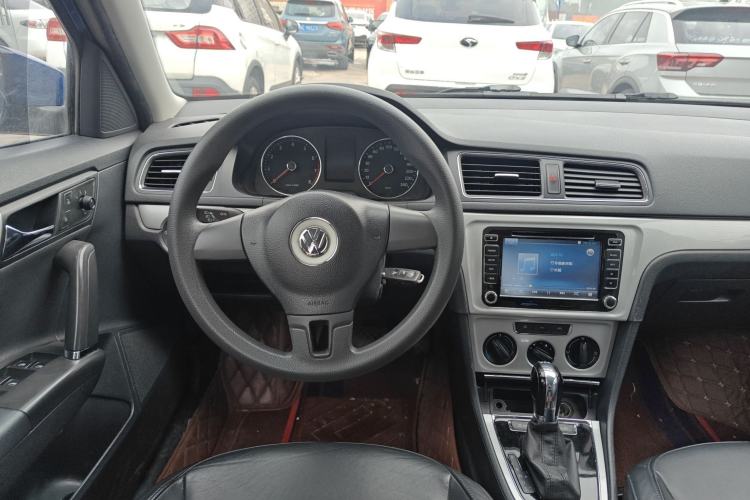 Used Volkswagen Gran Lavida 2013 1.4 TSI Automatic Comfort Model