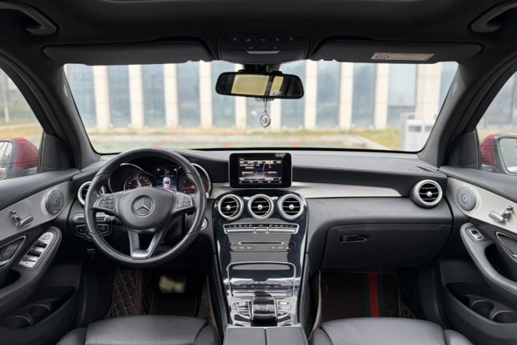 Used Mercedes-Benz GLC 2019 GLC 200 4MATIC
