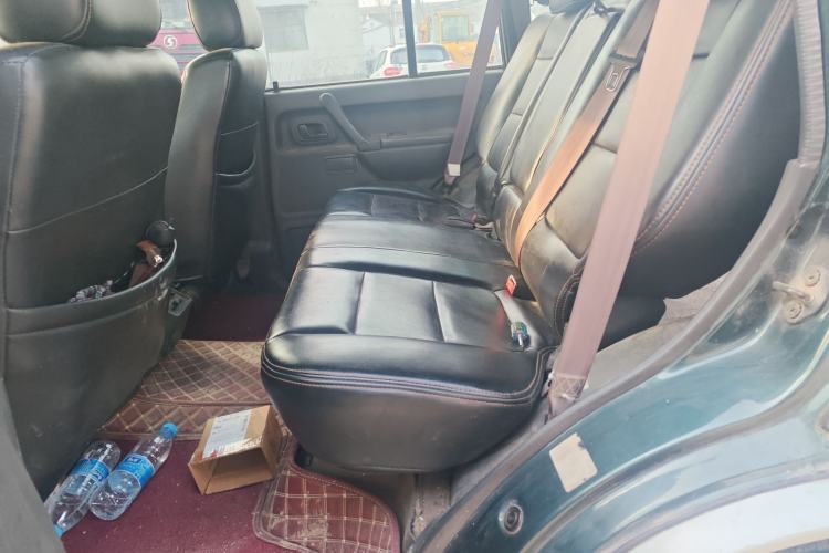 Used Leopaard 6481 2009 2.2L Manual Two-Wheel Drive
