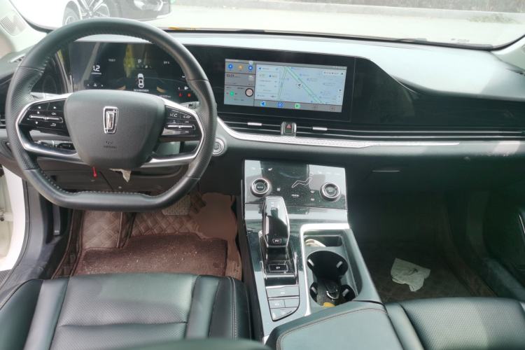 Used Bestune B70 2022 Third Generation 1.5T Automatic Premium Edition Center Console