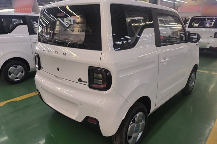 Used Geely Galaxy Panda 2024 Panda Mini 200km Endurance Bear
