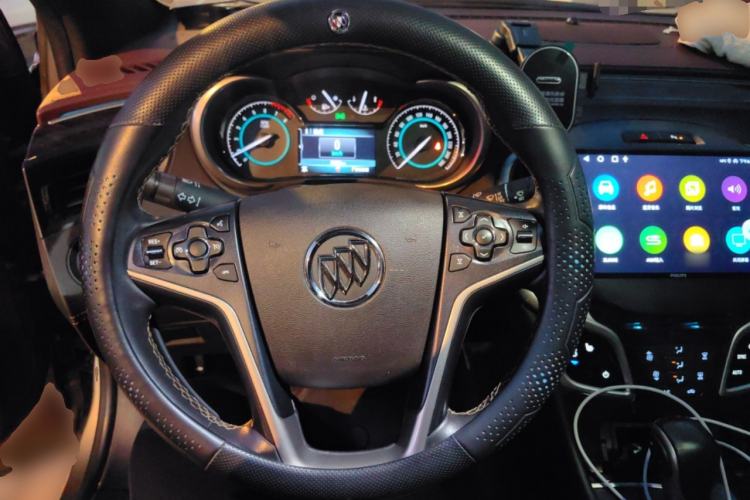 Used Buick LaCrosse 2013 2.4L SIDI Elite Comfort Version Steering Wheel