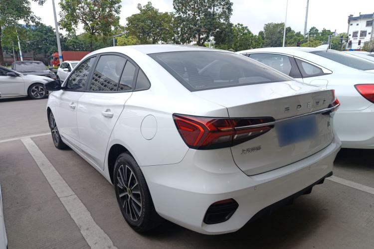 Used Roewe i5 2021 1.5L CVT Platinum Edition Rear Left 45 Deg