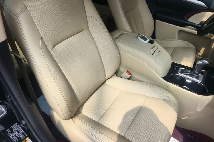 Used Toyota Highlander 2015 2.0T Four-Wheel Drive Luxury Edition 7-Seater