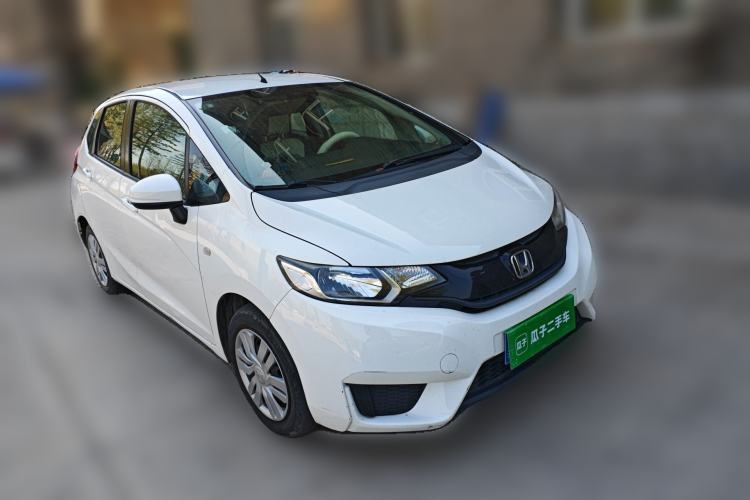 Used Honda Fit 2016 1.5L LX CVT Comfort Model Front Right 45 Deg