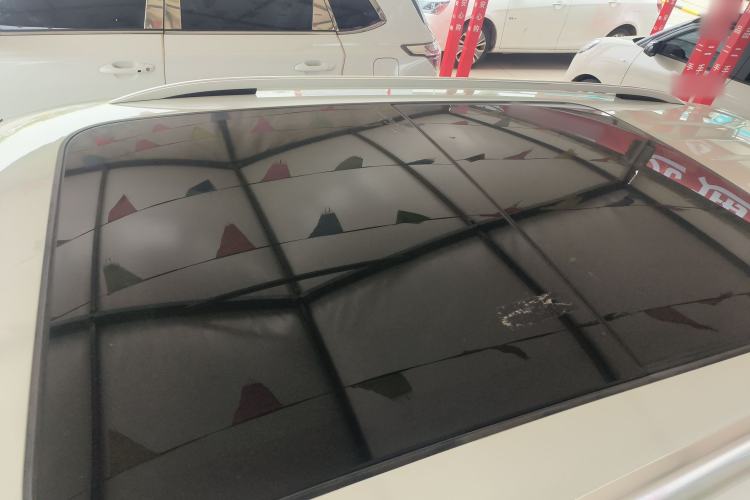 Used Volkswagen Tiguan L 2023 300TSI Automatic Two-Wheel Drive Smart Edition Roof