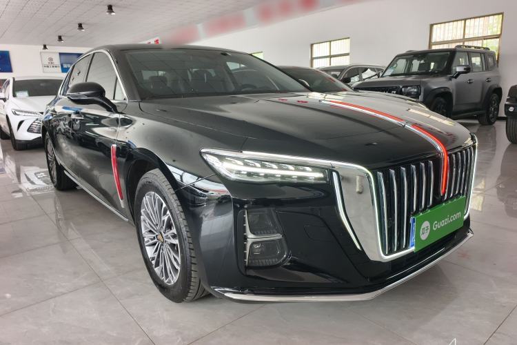 Used Hongqi H5 2024 2.0T Automatic Smart Connect Flagship Edition Front Right 45 Deg