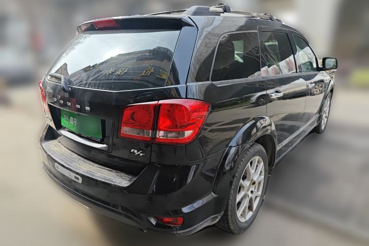 Used Dodge Journey 2013 2.4L Two-Wheel Drive Luxury Version Rear Right 45 Deg