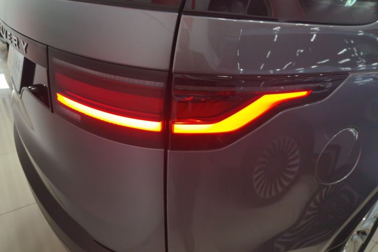 Used Land Rover Discovery 2021 300PS S