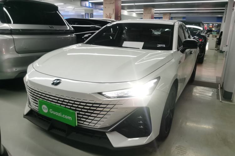 Used Changan UNI-V iDD 2023 Zhidian iDD 1.5T 113km Smart & Fun Version (Rapid Edition)
