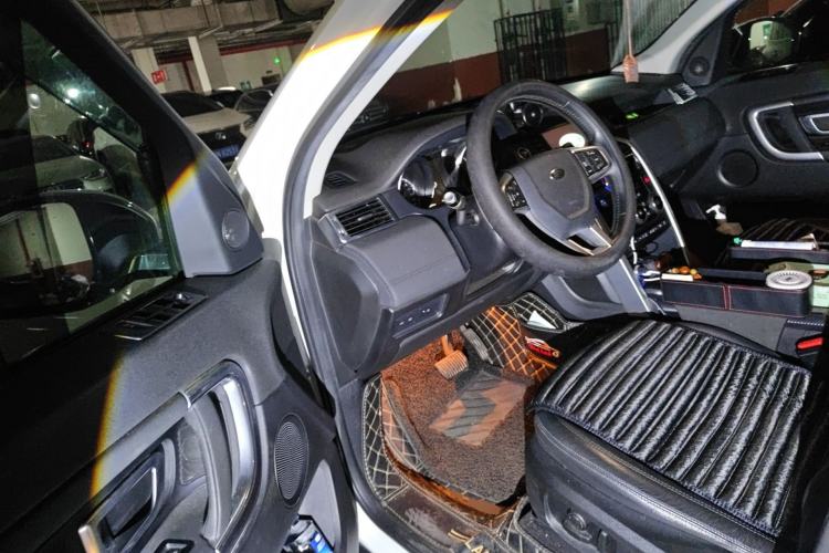 Used Land Rover Discovery Sport 2018 240 PS SE Version Driver Seat