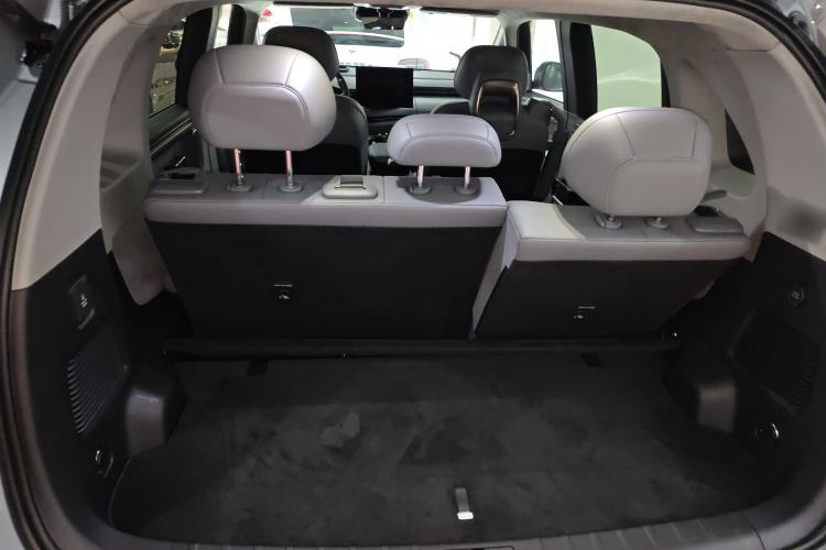 Used Zeekr MIX 2025 Intelligent Driving Version
