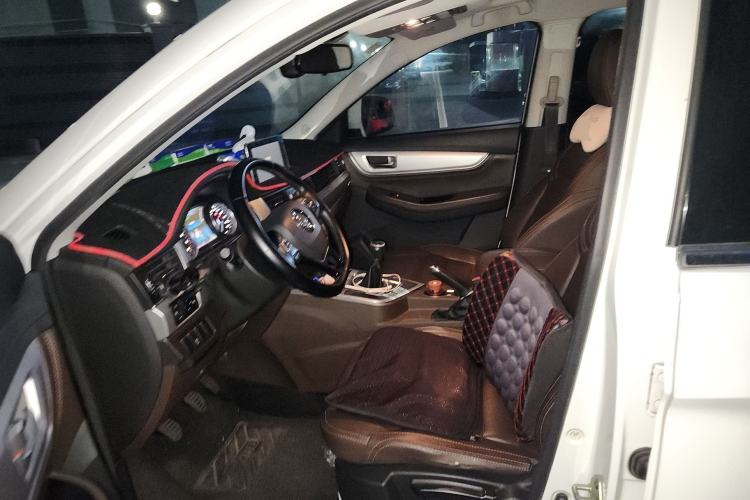 Used FORTHING Joyear X5 2017 Jingxiang Series 1.5T Manual Luxury Model