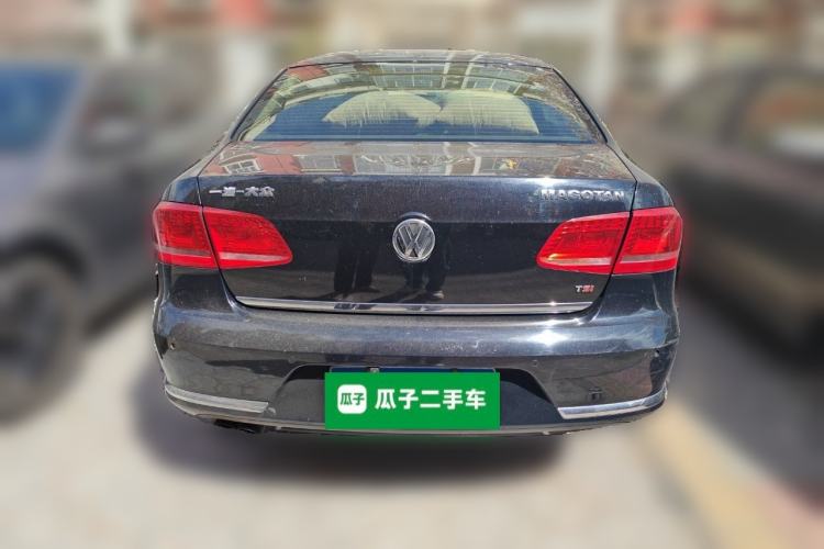 Used Volkswagen Magotan 2012 1.8TSI Luxury Model Rear