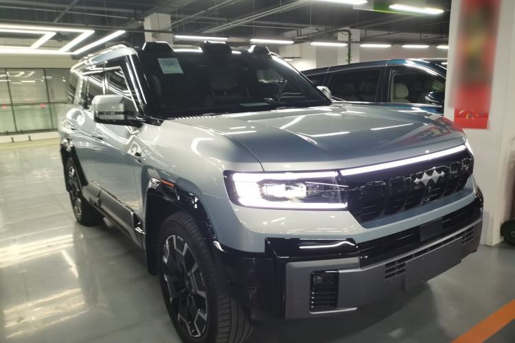 Used Formula Leopard 8 2025 Smart & Brave Flagship Edition 6 Seats