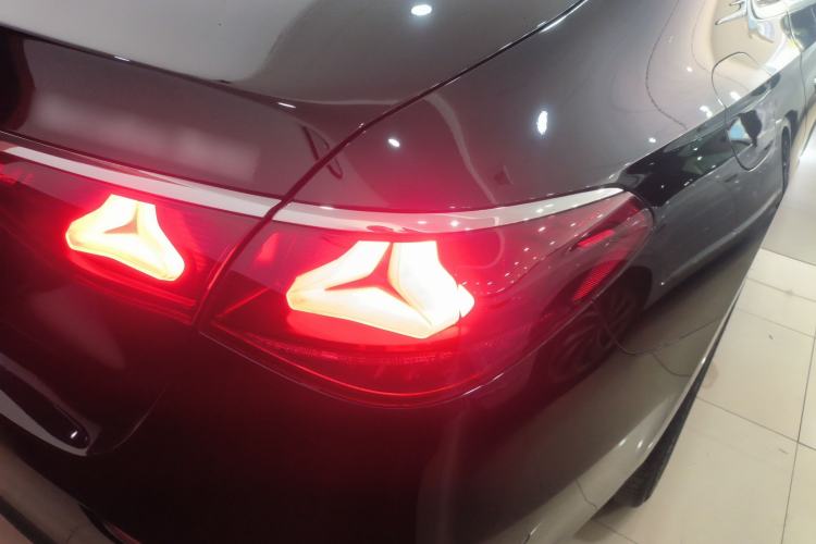 Used Mercedes-Benz E-Class 2024 Refresh E 300 L Stylish Edition