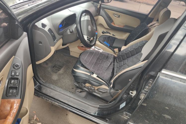 Used Hyundai Celesta 2010 1.6L AT GLS
