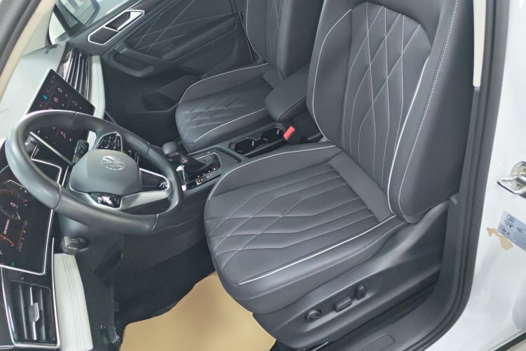 Used Volkswagen Tiguan L 2023 330TSI Automatic Two-Wheel Drive Smart Edition Left Front Seat