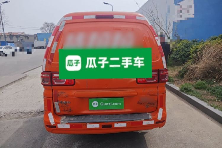 Used FORTHING Lingzhi 2023 V3 1.6L Base Model 2 Seats Rear