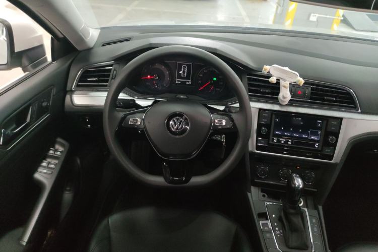 Used Volkswagen Lamando 2019 230TSI DSG Fashion Edition China VI Steering Wheel