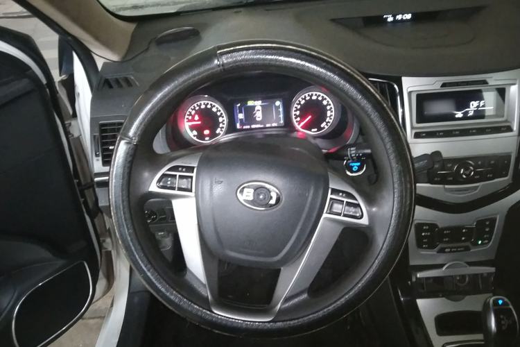 Used BYD e5 2018 Travel Edition Steering Wheel