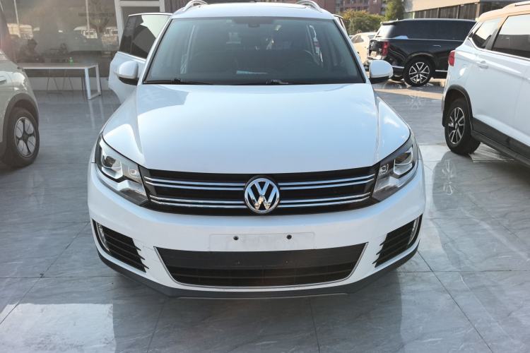 Used Volkswagen Tiguan 2015 1.8TSI Automatic Two-Wheel Drive Luxury Model Exterior 1