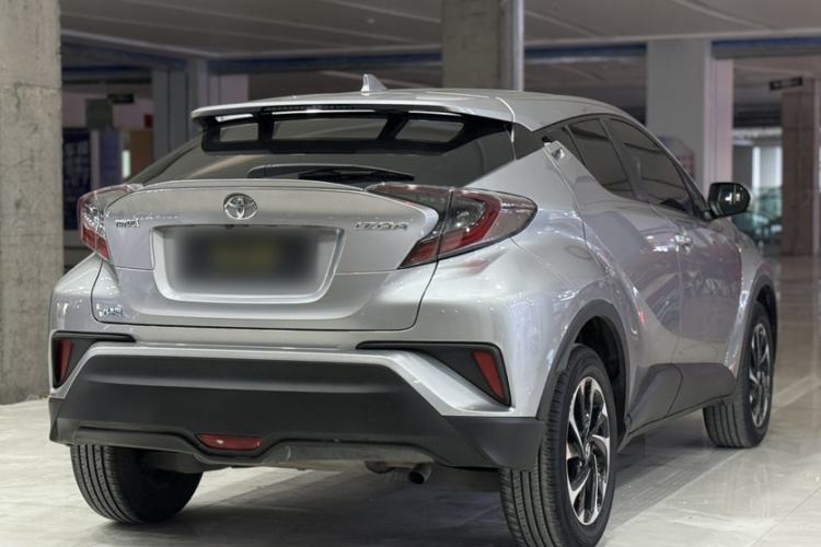 Used Toyota IZOA 2020 2.0L Enjoy Edition Exterior 7