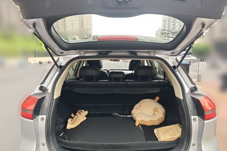 Used Geely Auto Emgrand X7 Sport 2016 1.8TD Automatic ZhiShang Model Trunk