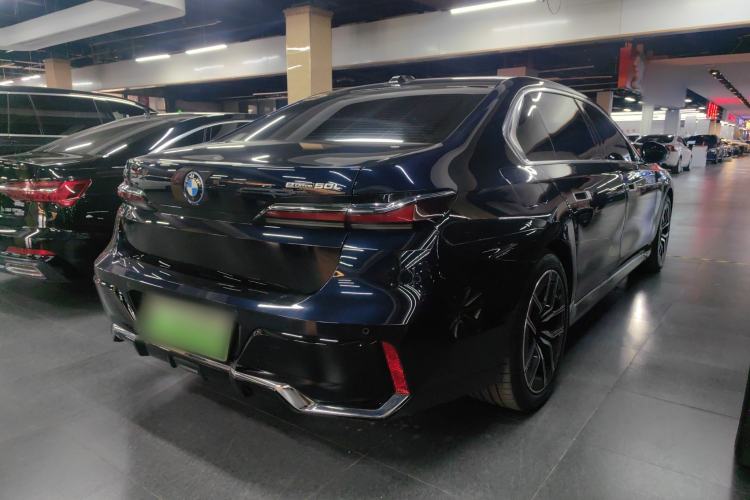 Used BMW i7 2023 eDrive50L Leading M Sport Package