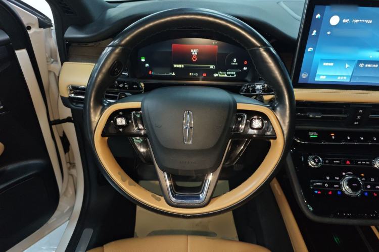 Used Lincoln Corsair 2022 2.0T Two-Wheel Drive Luxury Edition Steering Wheel
